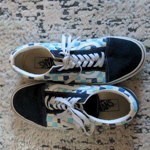 Checkered vans shoes